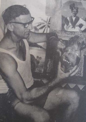 Charles Triclot dans son atelier du Gosier (Document France Antilles)