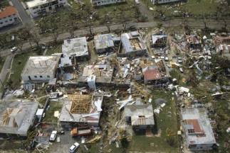 1012501_597070647012017_1861809296_n