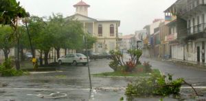 focus_degat_cyclone_basse_terre