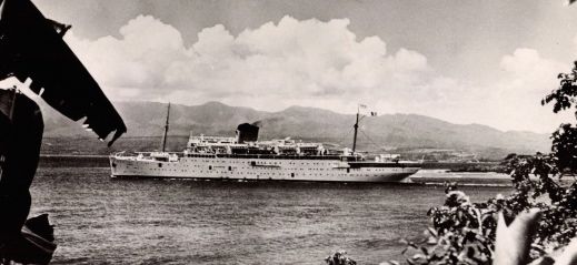 Le Paquebot Colombie reliant les Antilles à la France en 1945