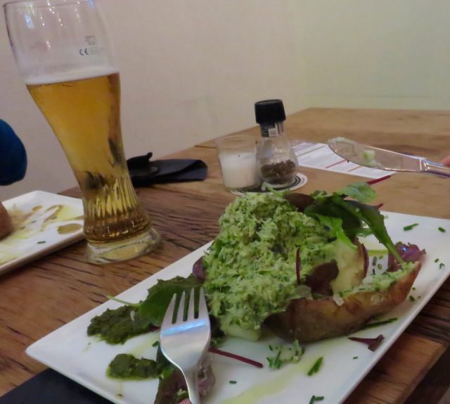 La patate qui fait du bien. Ph. R. Joyeux